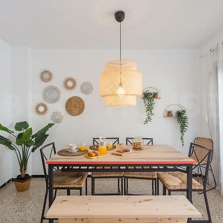 Cozy Apartment In Salinetas Beach. Ngoại thất bức ảnh