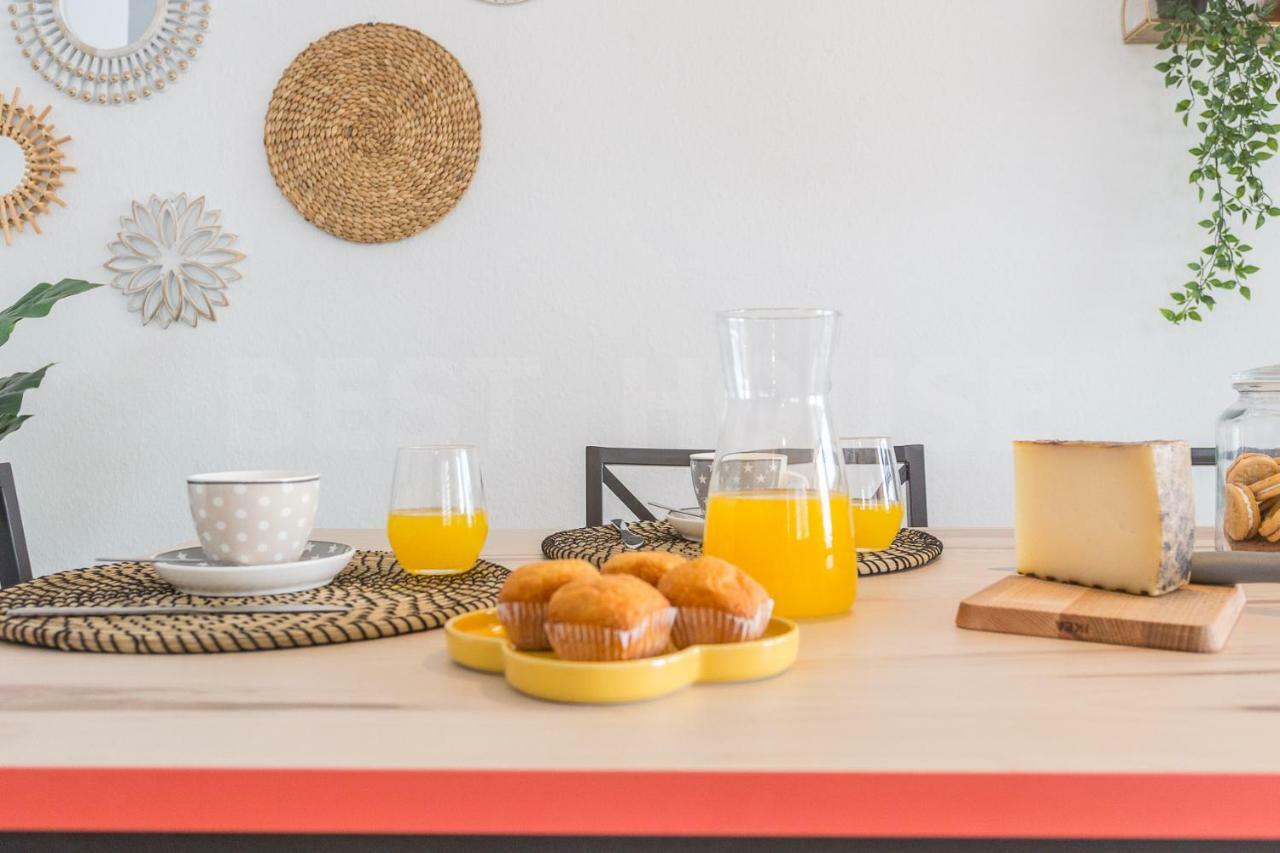 Cozy Apartment In Salinetas Beach. Ngoại thất bức ảnh