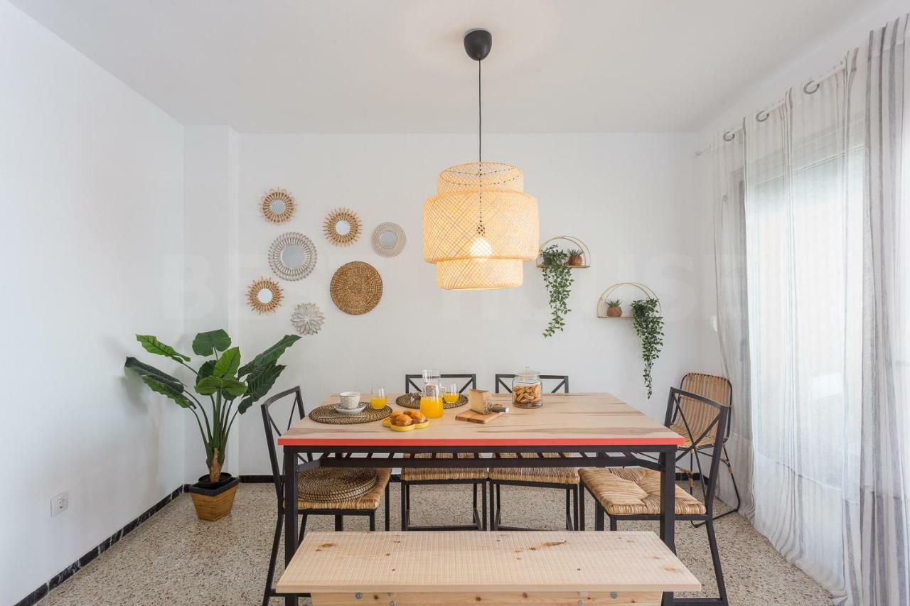 Cozy Apartment In Salinetas Beach. Ngoại thất bức ảnh