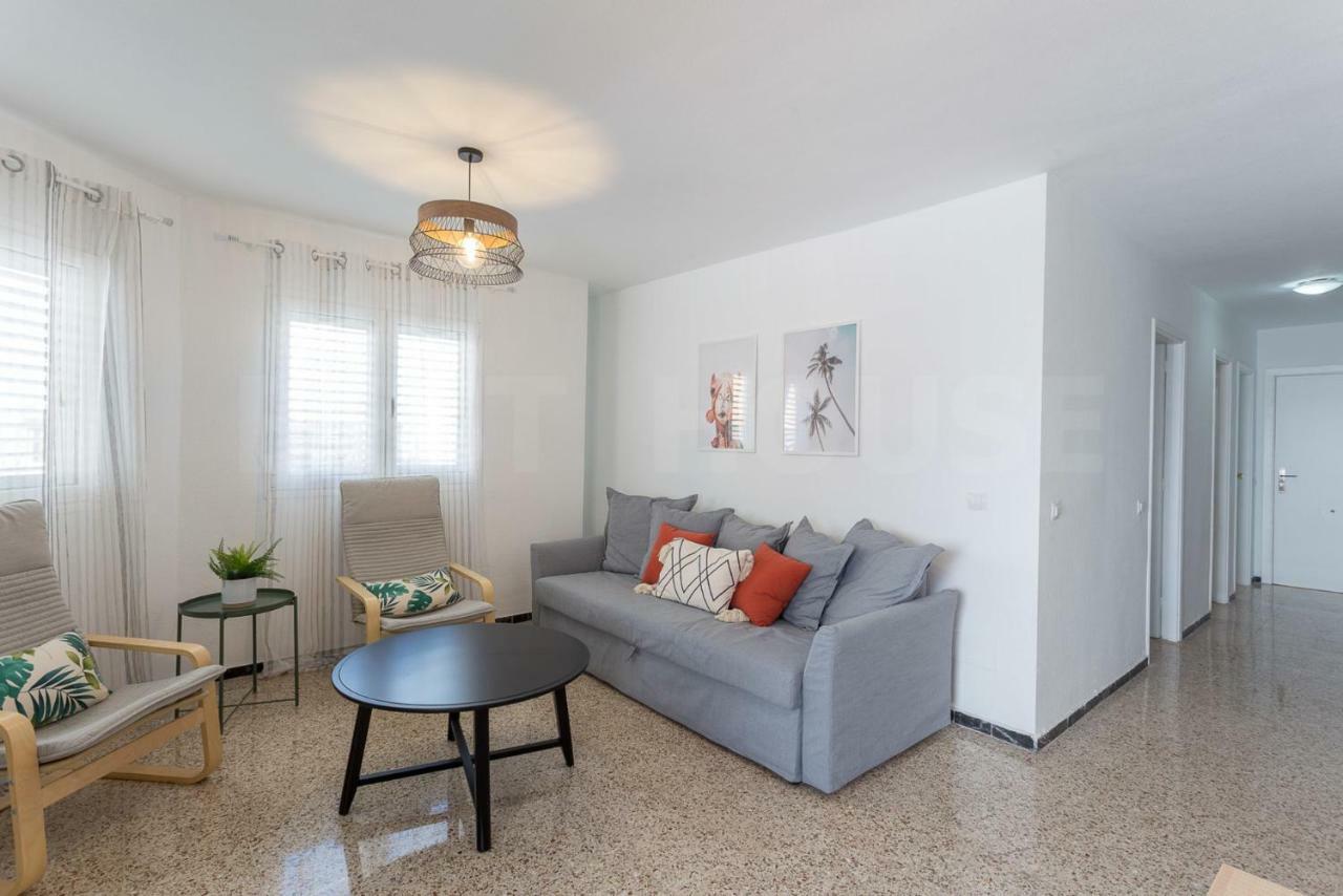 Cozy Apartment In Salinetas Beach. Ngoại thất bức ảnh